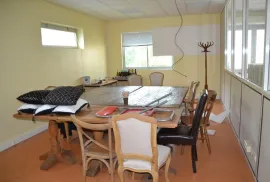 Vente À vendre – Bâtiment Agroalimentaire de 1 700 m² à Blois – Loir-et-Cher (41)