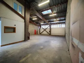 Location À louer – Local d'Activités de 250 m² à proximité de Rouen – Seine-Maritime (76)