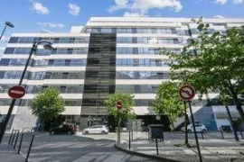 Location À louer – Bureaux divisibles à partir de 220 m² à Clichy – Hauts-de-Seine (92)