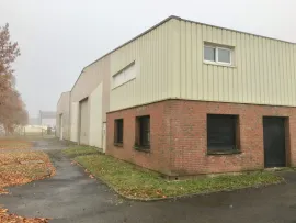 À vendre ou à louer – Local Industriel de 2 286 m² à Amiens Bouzincourt