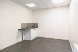 Location À louer – entrepôt de 1 458 m² à Amblainville