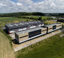 À louer – locaux d'activités non divisibles de 250 m² à Famars à proximité de Va Famars