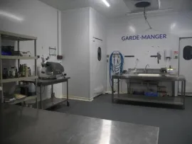 Location À Louer – Bâtiment Agroalimentaire de 2 450 m² à L'Isle-sur-la-Sorgue –  Vauclus