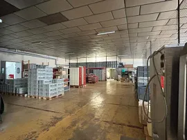 Location À Louer – Bâtiment Agroalimentaire de 2 450 m² à L'Isle-sur-la-Sorgue –  Vauclus