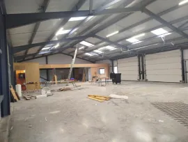 Location À louer – Local d'activités de 336 m² à Vierzon – Cher (18)