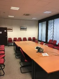Location À louer – Bureaux de 250 à 1 245 m² dans le centre-ville de Reims – Marne (51)