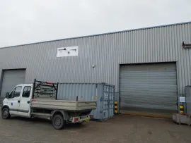Location À louer – Local d'activités de 147 m² sur la zone d'activité du Pitarlet à proxi