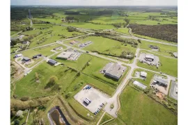Vente À vendre – 10 hectares de Terrains Industriels divisibles à partir de 2 500 m² à