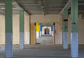 Vente À vendre ou à louer – 48 000 m² de bureaux divisibles dans un espace entièrement
