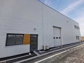 Location À louer – Locaux d'activités de 389 m² à proximité de Reims – Marne (51)
