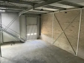 Location À louer – Locaux d'activités de 389 m² à proximité de Reims – Marne (51)