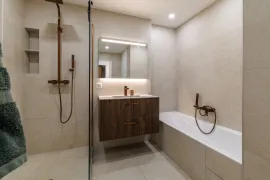 Vente Nice - Lanterne -Magnifique 3 pièces en dernier étage avec terrasse