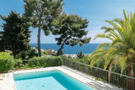 Vente Nice - Lanterne -Magnifique 3 pièces en dernier étage avec terrasse