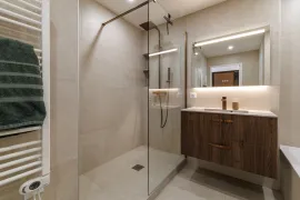 Vente Nice - Lanterne -Magnifique 3 pièces en dernier étage avec terrasse