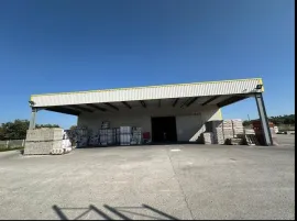 À vendre ou à louer – Entrepôt de 1 427 m² à Vedène – Vaucluse (84) Vedène