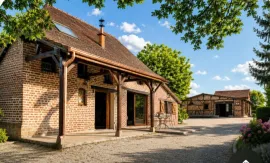 Propriété de charme avec piscine et dépendance Sens-sur-Seille