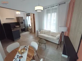 Vente Maison rénovée 3 chambres et cour