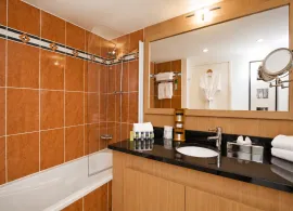 Vente Investissement locatif - studio 4e avec balcon