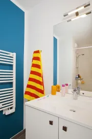 Vente Investissement locatif - studio 1e étage + parking