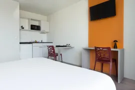 Vente Investissement locatif - studio 4e + parking