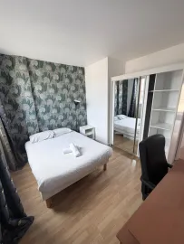 Location Bourg-la-Reine — 3 pièces meublé de 60 m², 8e étage avec ascenseur, à 5 min du RER B