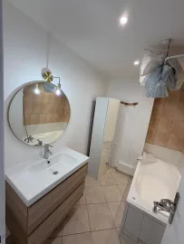 Location Bourg-la-Reine — 3 pièces meublé de 60 m², 8e étage avec ascenseur, à 5 min du RER B