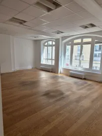 Location Location Bureaux Paris 75010