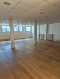 Location Location Bureaux Paris 75010
