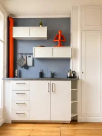 Vente Paris 16e – Avenue Adrien Hébrard – Chambre de service au 8e étage avec ascenseur
