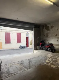 Place parking moto Rue Hesus Marseille 6e