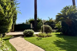 Vente Nice Cimiez - Proche Centre ville et collège Stanislas, beau 3 pièces 87m2 en Rez de Jardin