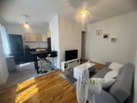 Location Grand studio meublé avec coin nuit