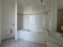 Location SUPERBE 3 PIÈCES (56 m²) AVEC BALCON FILAN