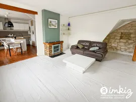 Vente RARE - Maison divisée en 2 appartements