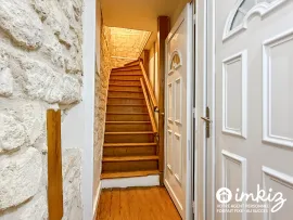 Vente RARE - Maison divisée en 2 appartements