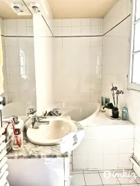 Vente Appartement  2  pièces - chambre de bonne en sus