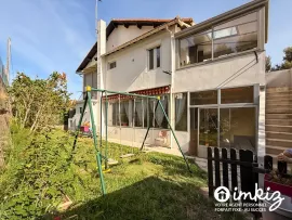 Vente Maison divisé en 2 appartements avec piscine