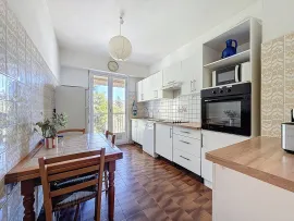 Vente Nice - 4 pièces traversant au coeur d'une résidence élégante