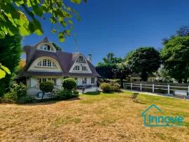 Vente La Celle St Cloud, demeure bourgeoise 238 m² avec jardin à 8mn