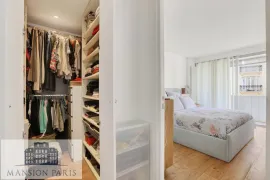 Vente AU COEUR DE PASSY/GRAND BALCON.
