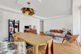 Vente AU COEUR DE PASSY/GRAND BALCON.