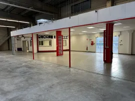 Location À louer – Local d'activités de 1 690 m² dans la ZAC du Chemin Vert à Calais – Pa