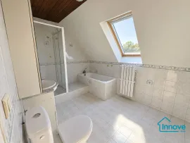 Vente Maison Familiale Centre ville des Clayes