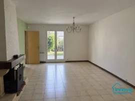Vente Maison Familiale Centre ville des Clayes