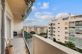 Vente Nice - Caucade -Joli 4 pièces en étage avec terrasse et vue mer