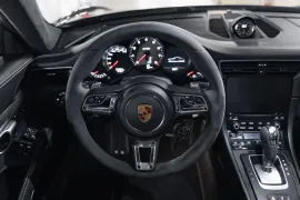 Voiture Porsche 911 (991.2) Carrera 4 GTS PDK