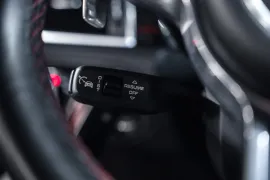 Voiture Porsche Macan Turbo Exclusive