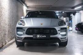 Voiture Porsche Macan Turbo Exclusive