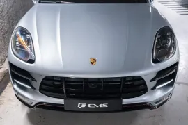 Voiture Porsche Macan Turbo Exclusive