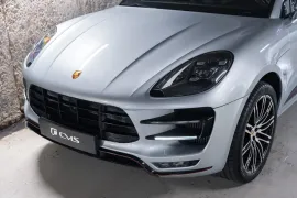 Voiture Porsche Macan Turbo Exclusive